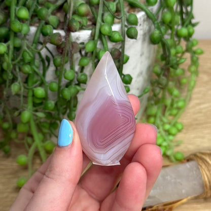 Pink Jelly Agate Arch Free Form (Z745)