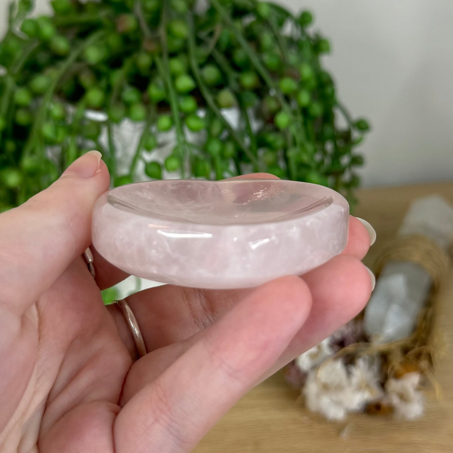 Rose Quartz Heart Bowl (P721) (P718) (P719) (P725) (P722)