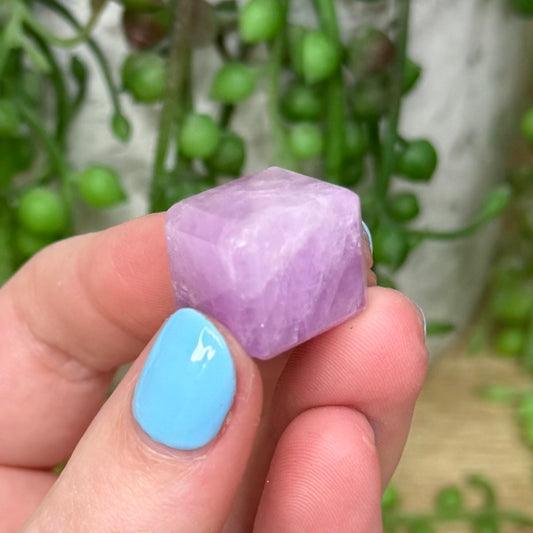 Kunzite Cube (315A)