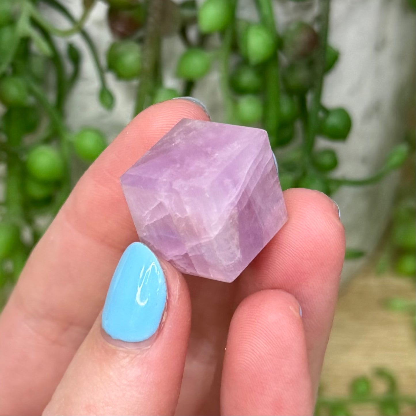 Kunzite Cube (318A)