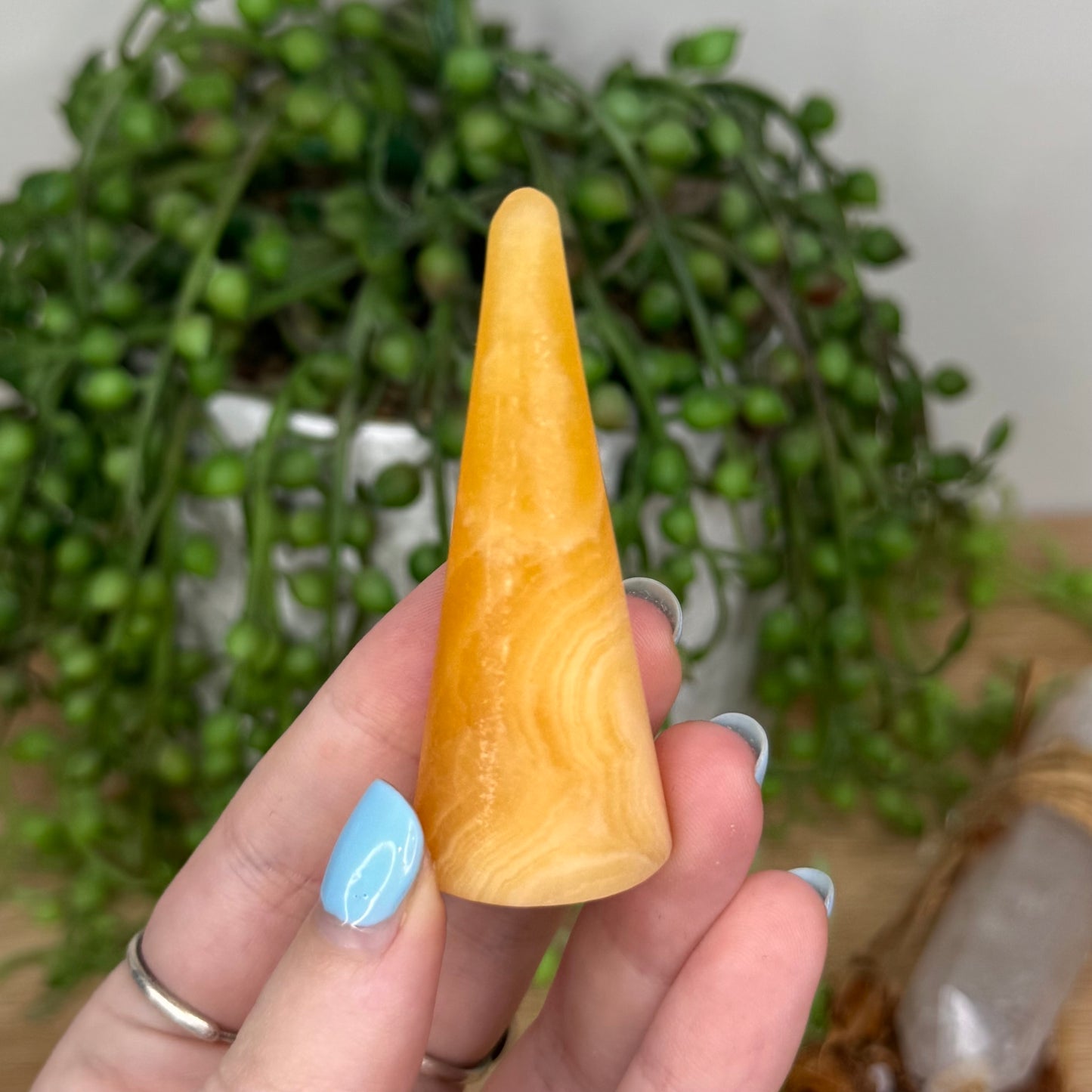 Yellow Calcite Ring Stand (U520)