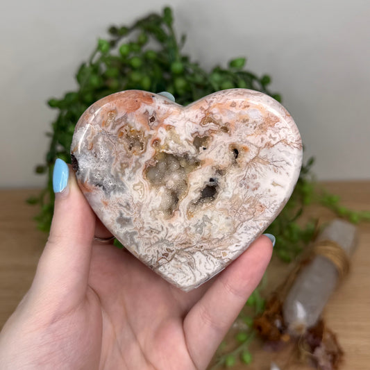 Pink Crazy Lace Agate Heart (U485)