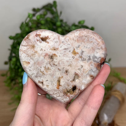 Pink Crazy Lace Agate Heart (U485)