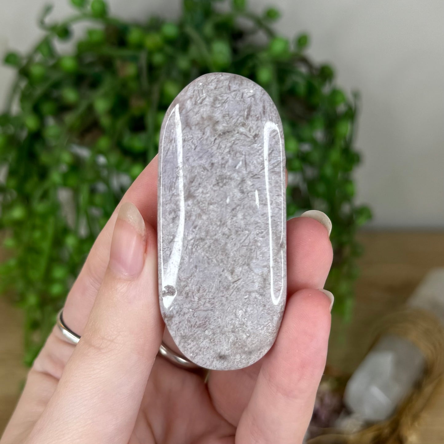 Pink Amethyst Palm Stone (Q123)