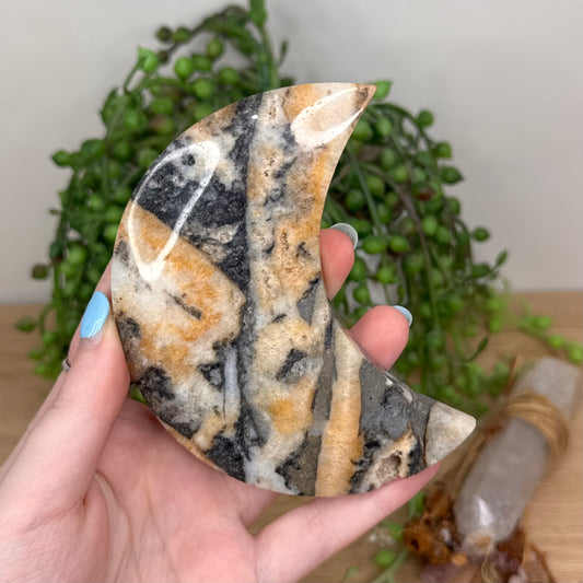 Yellow Sphalerite Moon (U829)