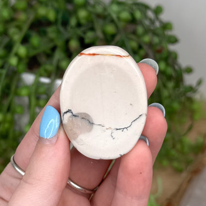 Mookaite Lucky Stone 16
