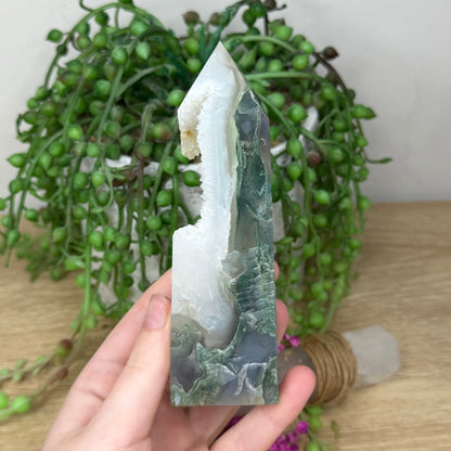 Druzy Moss Agatę Tower (374A)