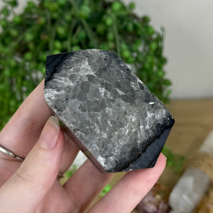 Black Agate Free Form (Q385)