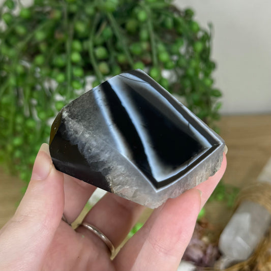 Black Agate Free Form (Q373)