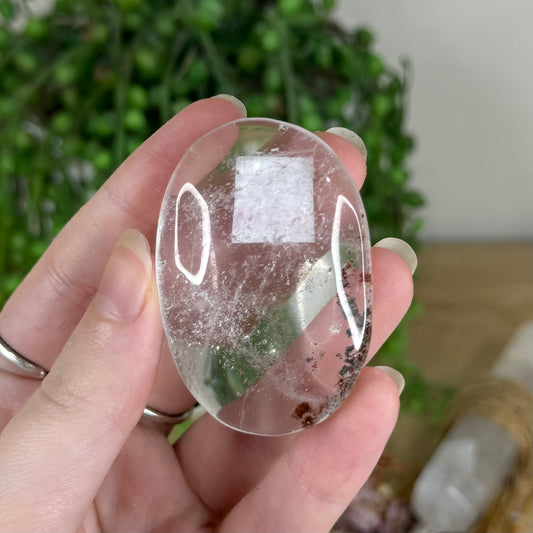 Garden Quartz Palm Stone (Q249)