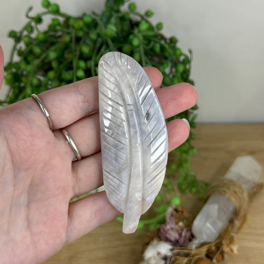 Pink Amethyst Feather (Q352)