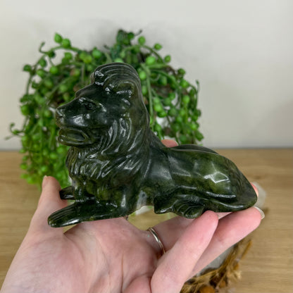 Green Jade Lion (Q404)