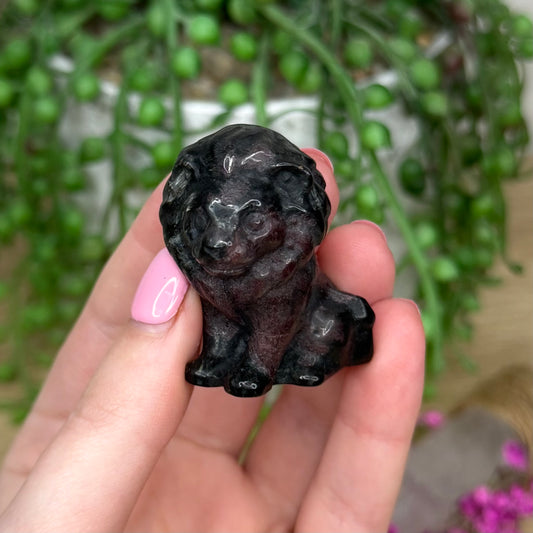 Garnet Lion (744A)
