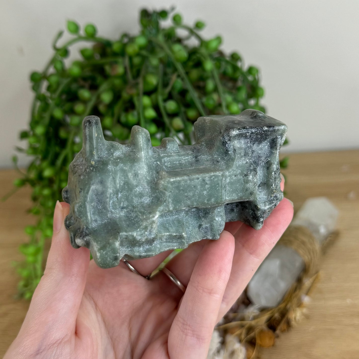 Green Serpentine Train (Q716)