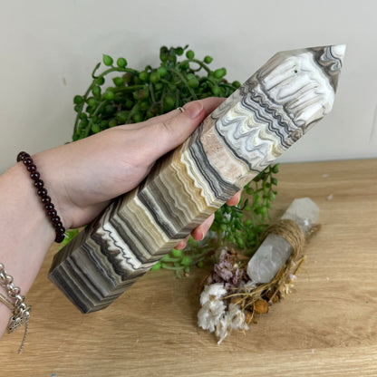 Chocolate Calcite Tower (Q585)