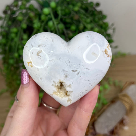 White Plume Agate Heart (X69)