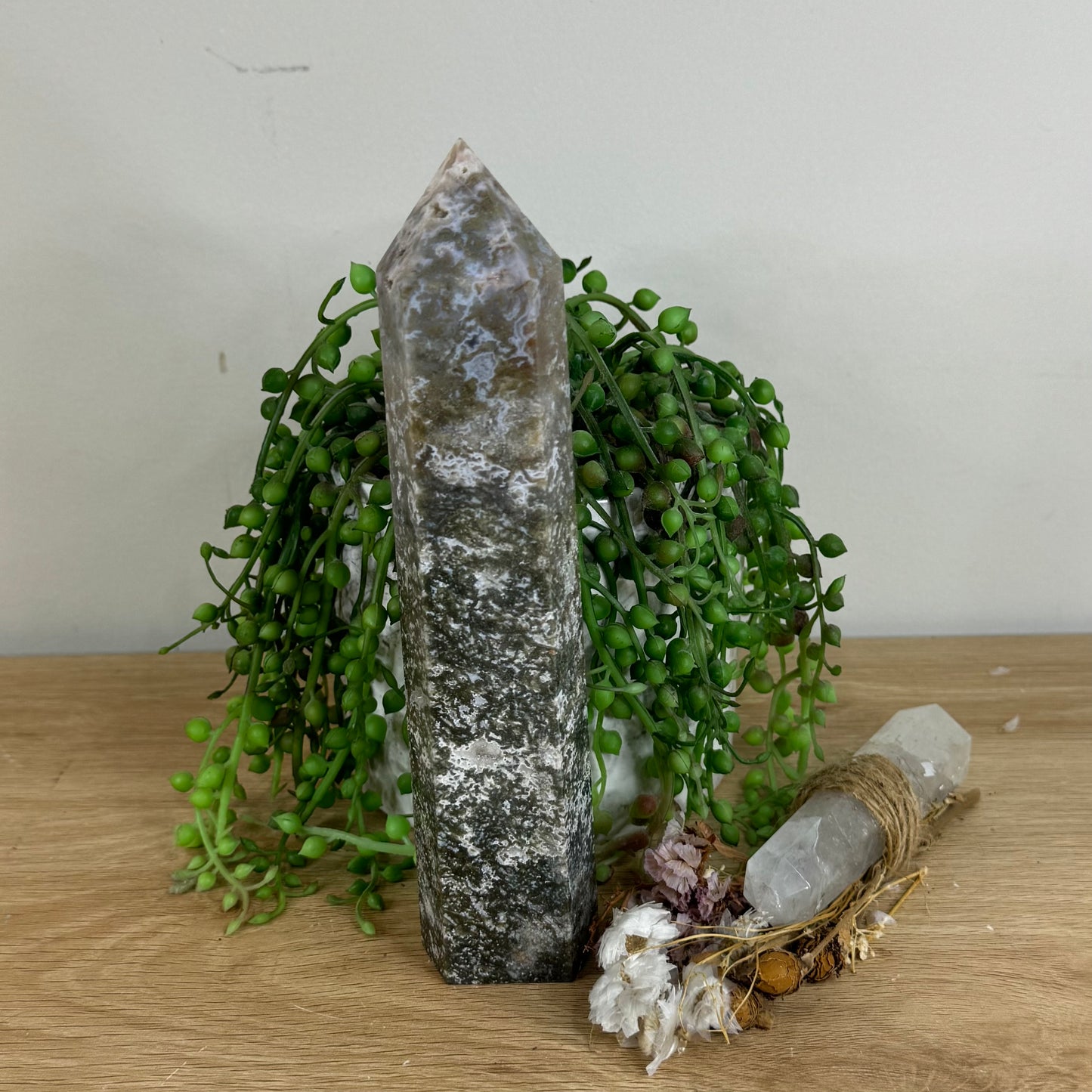 Ocean Jasper Tower (Q441)