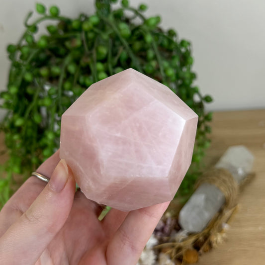 Rose Quartz Free Form (Q409)