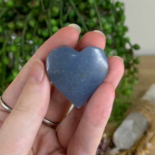 Angelite Heart (Q578)