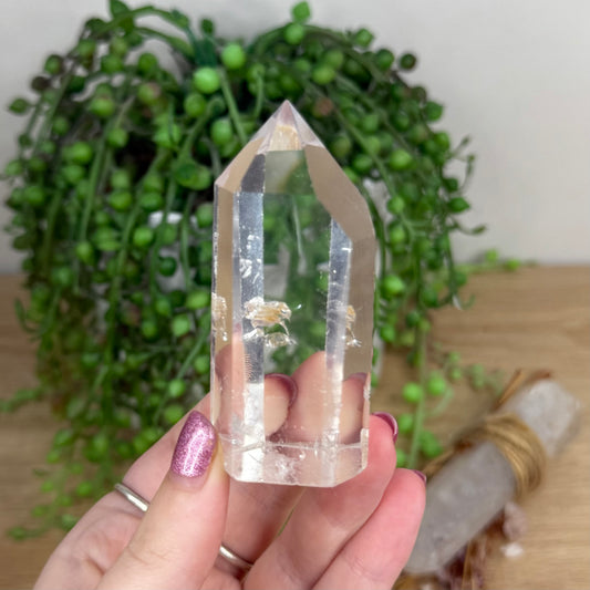 Clear Quartz Point (W592)