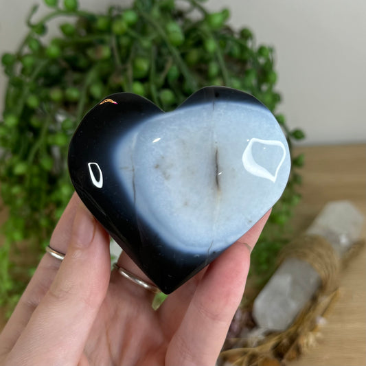 Black Agate Heart (Q619)
