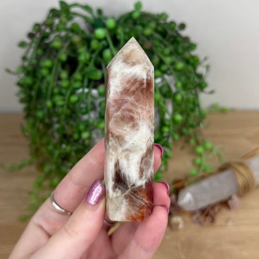 Moonstone / Sunstone Point (W189)