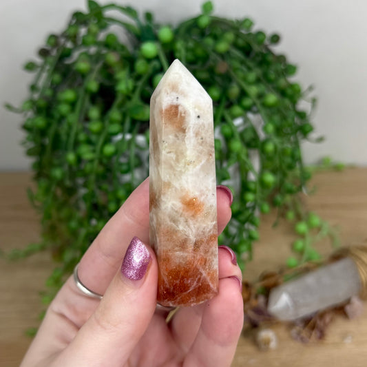 Moonstone / Sunstone Point (W184)
