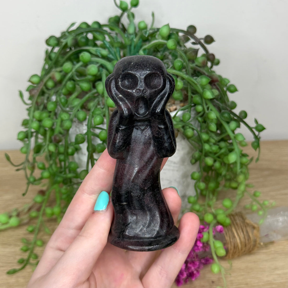 Garnet Ghost (95B)