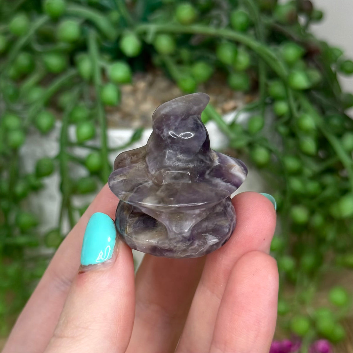 Dream Amethyst Witch Pumpkin (105B)