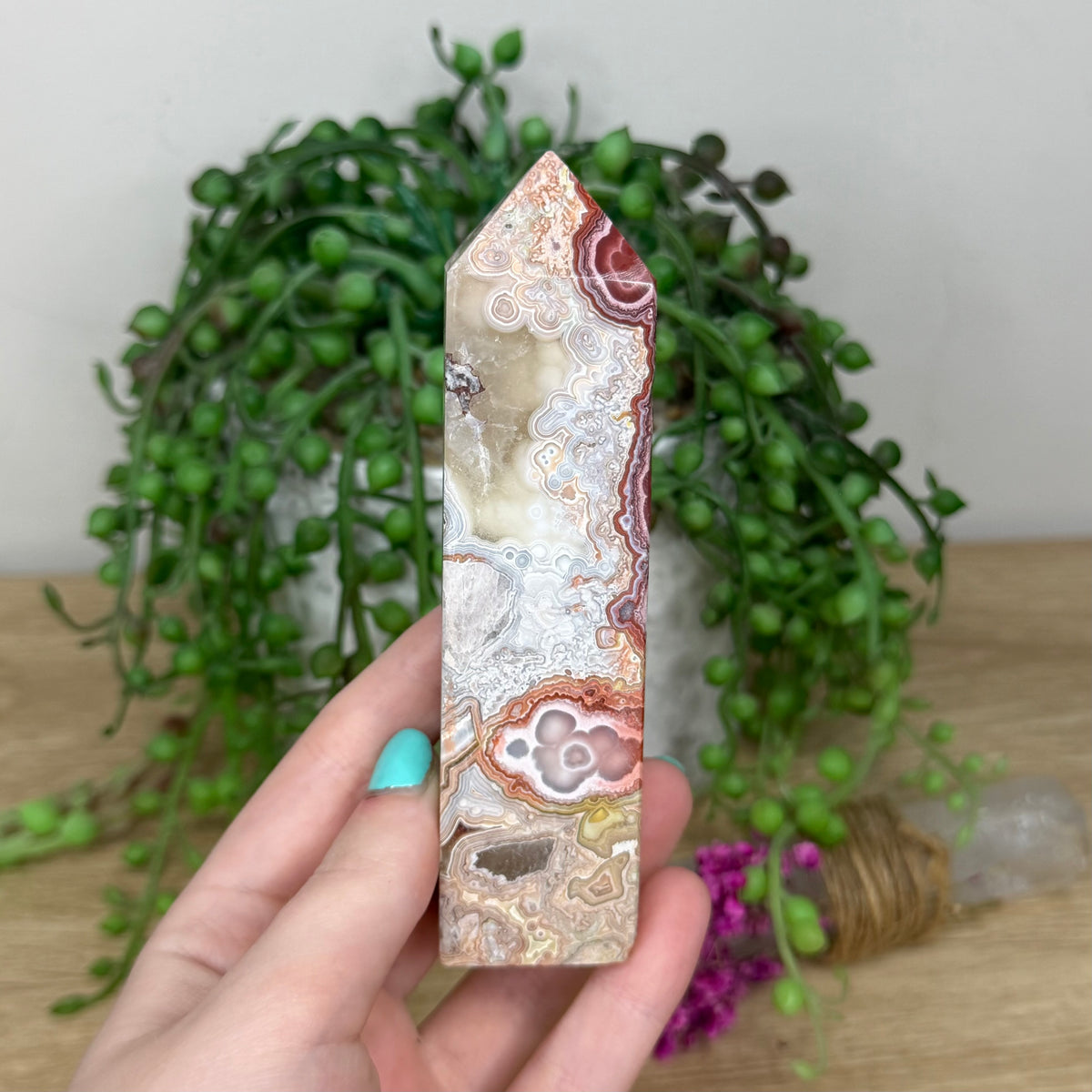 Mexican Crazy Lace Agate Point (305B)