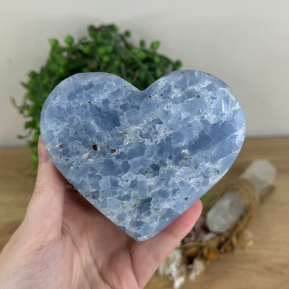 Blue Celestite Heart (Q775)