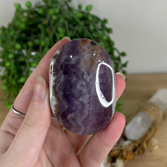 Amethyst / Mexican Crazy Lace Agate Palm Stone (Q896)