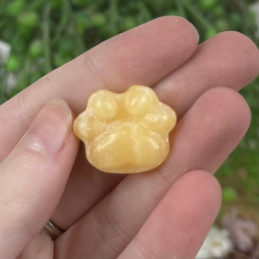 Yellow Calcite Small Paws