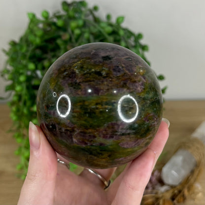 Ruby In Zoisite Sphere (Q790)
