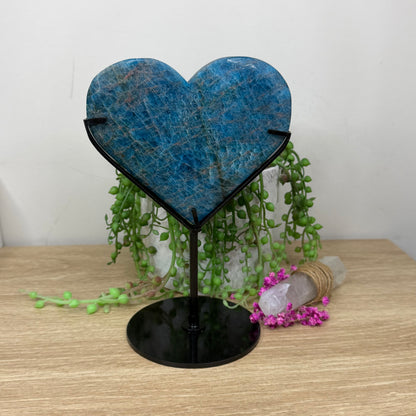 Blue Apatite Heart On Stand (397B)