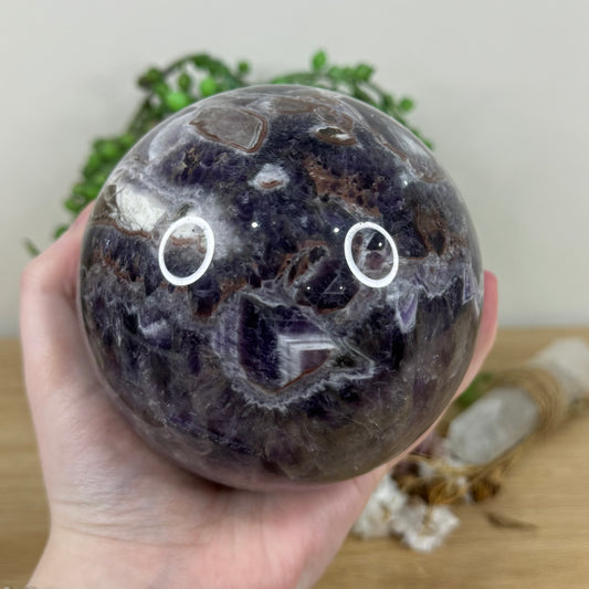 Dream Amethyst Sphere (M229)