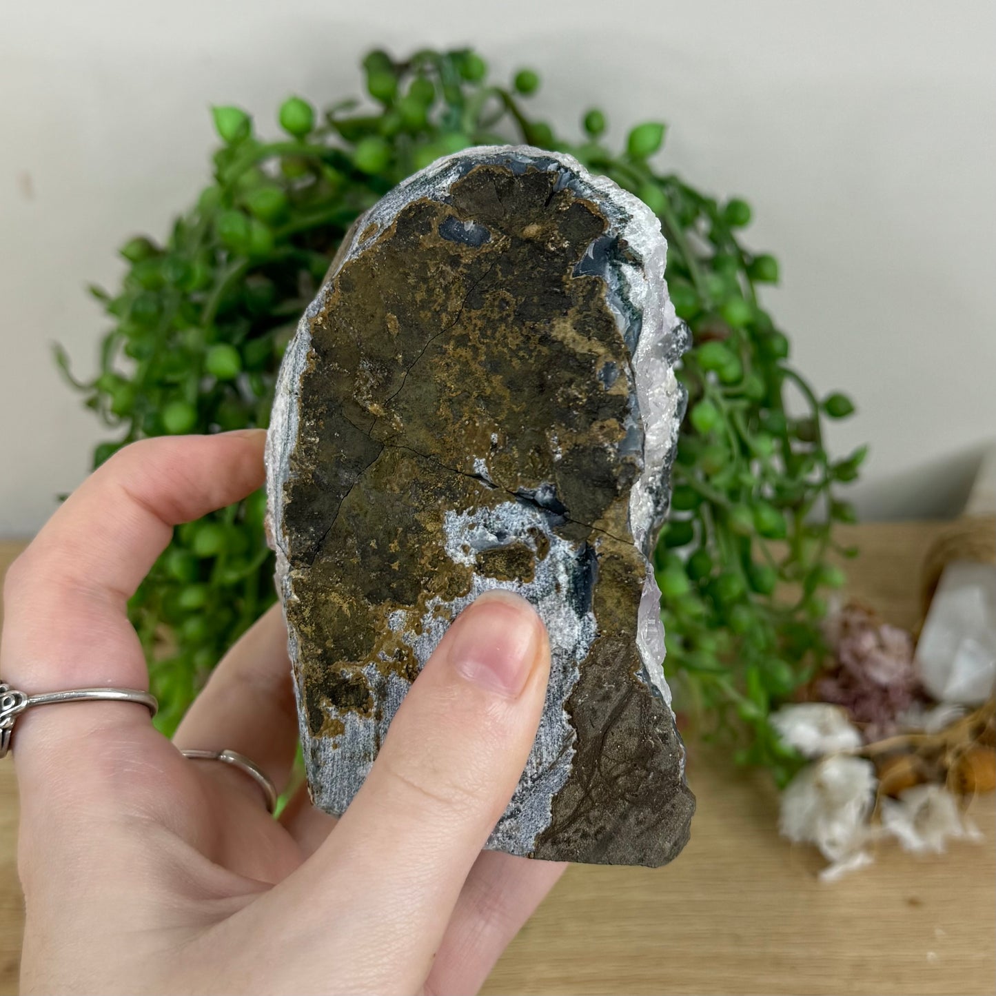 Amethyst Cave (R90)