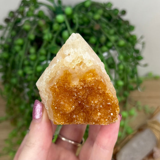 Citrine Cluster Cut Base (W315)
