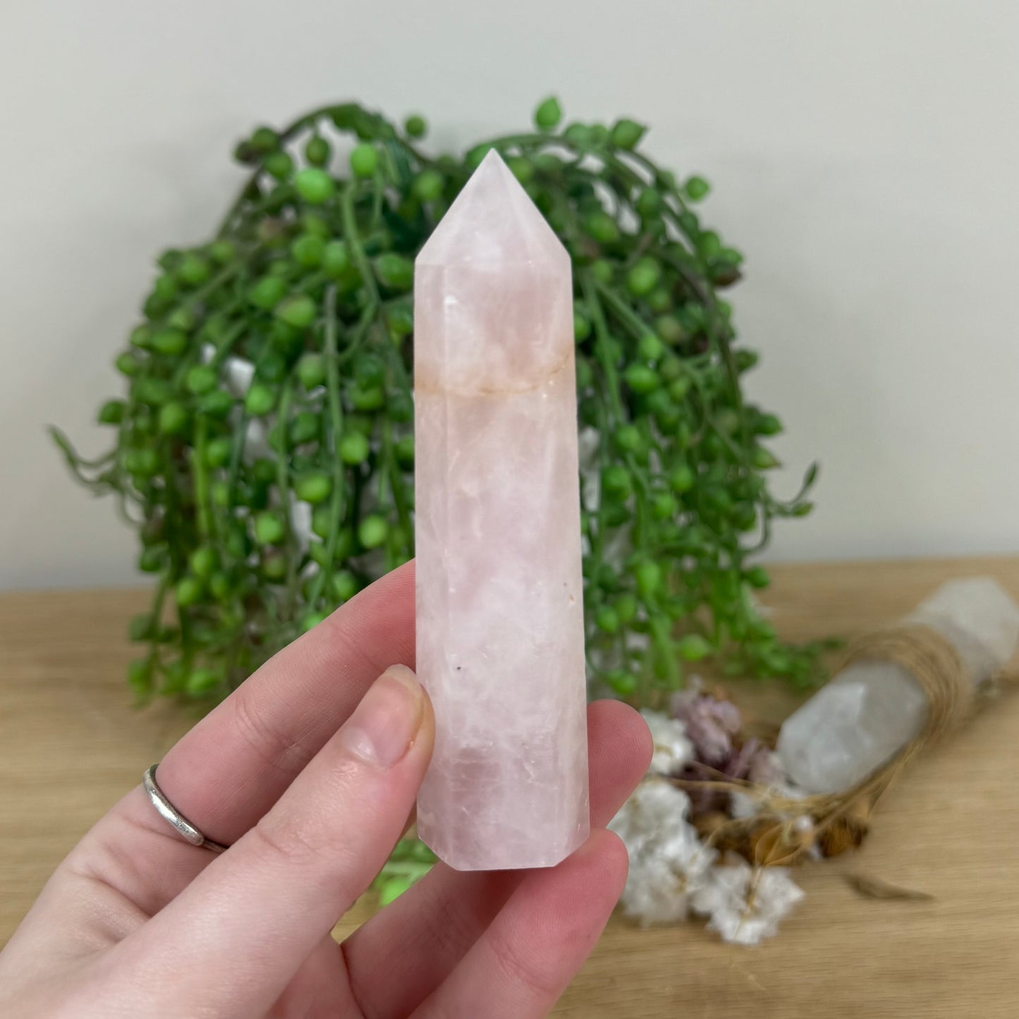 Rose Quartz Point (M648)