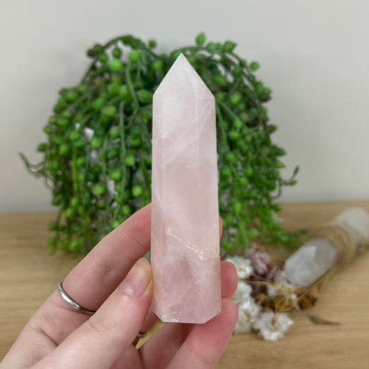Rose Quartz Point (M640)