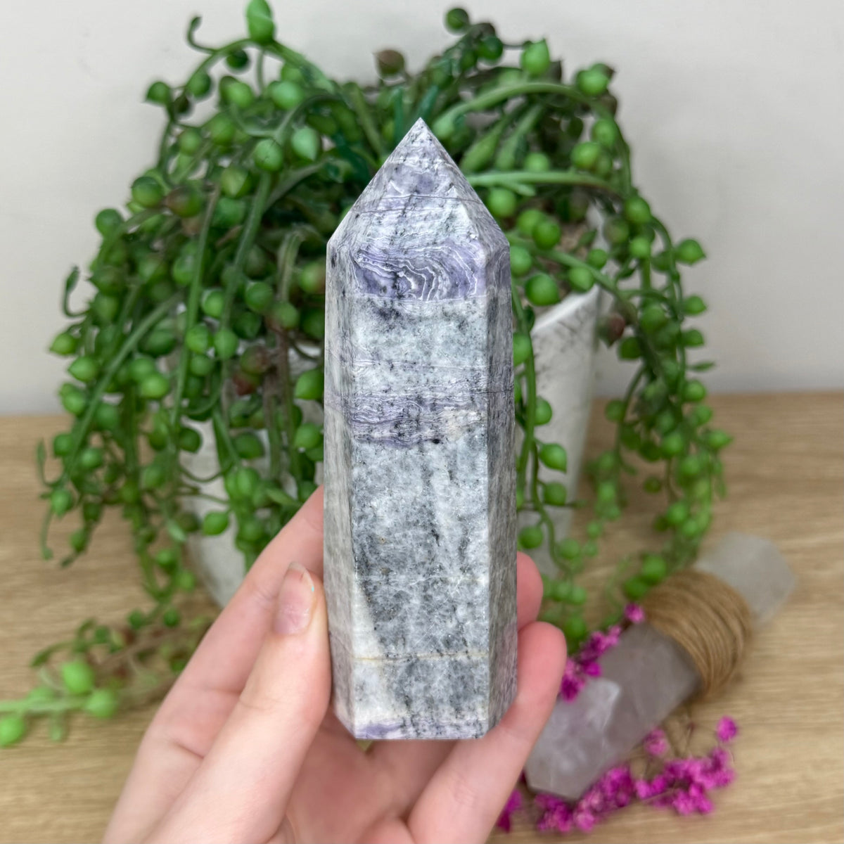 Tiffany Stone Point (61B)