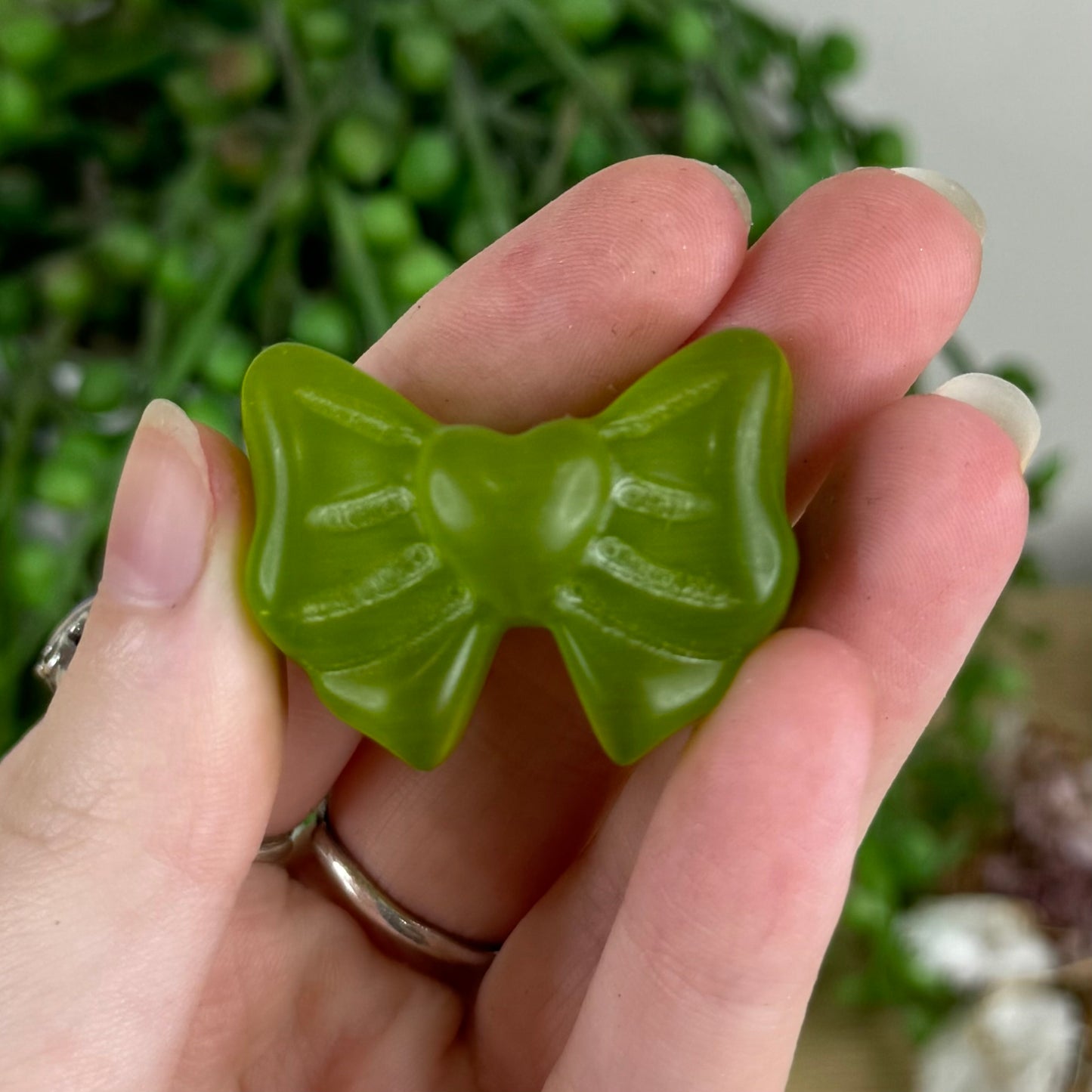 Light Green Cats Eye Bow