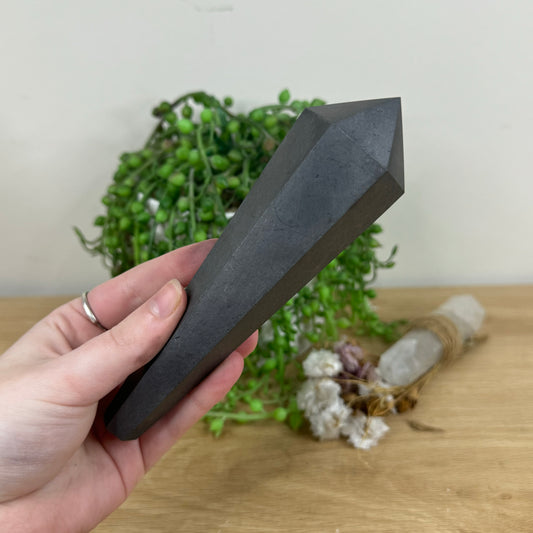 Shungite Wand (M673)