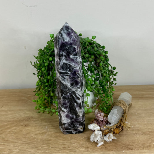 Purple Sphalerite Tower (N303)