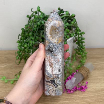 Mexican Crazy Lace Agate Tower (999A)