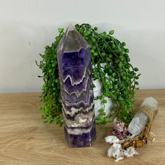 Dream Amethyst Tower (Q983)
