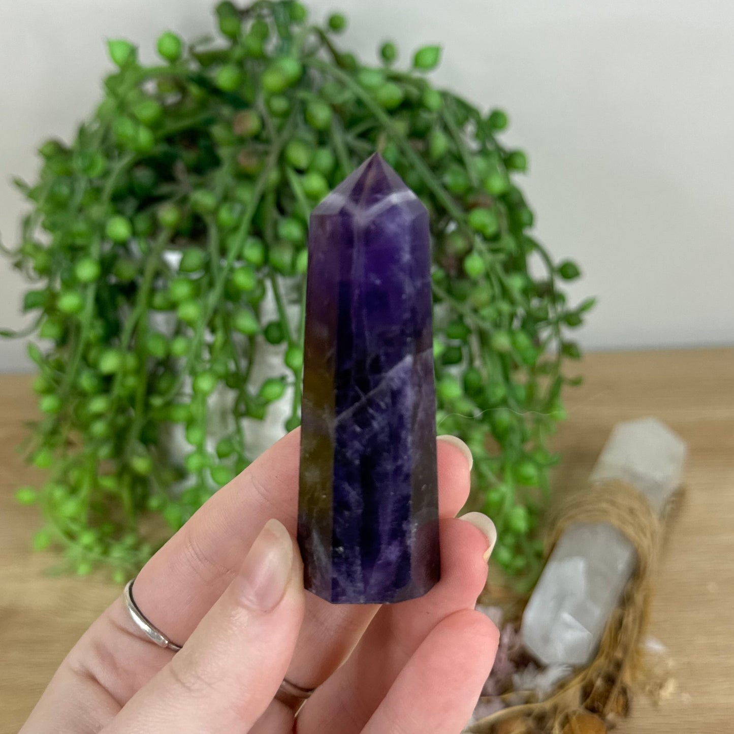 Dream Amethyst Point (Q989)
