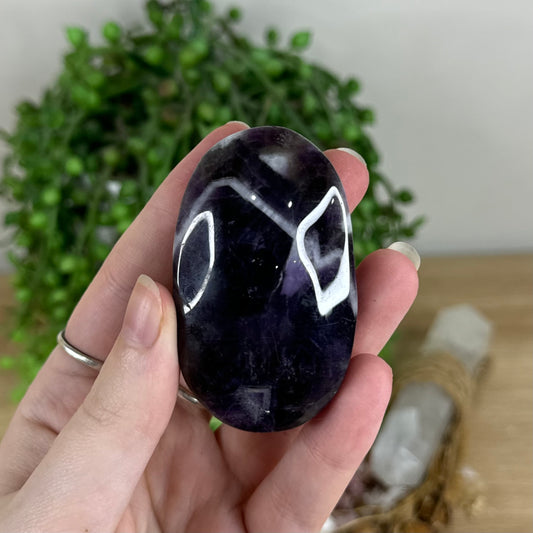 Dream Amethyst Palm Stone (R9)