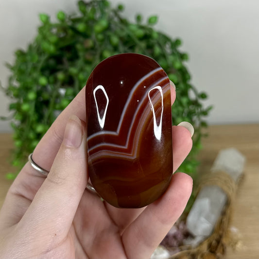 Carnelian Palm Stone (R19)