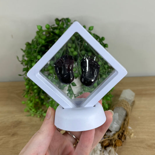 Garnet Baby Feet In Case (R80)